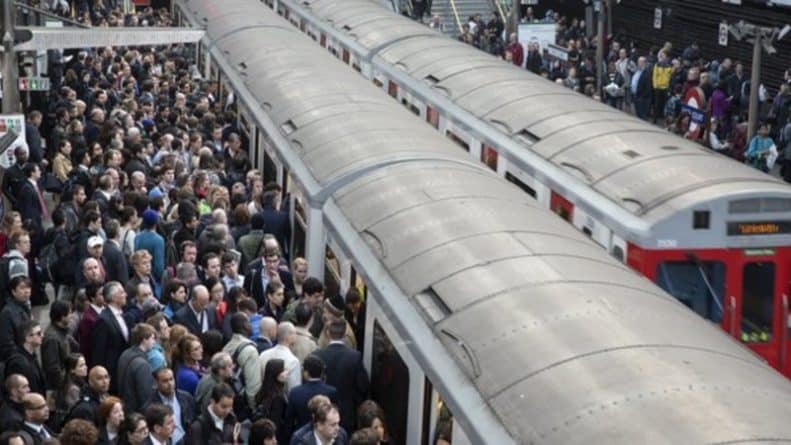 Лайфхаки и советы: В среду на забастовку выйдут рабочие Лондонского метрополитена. Вот на каких маршрутах это отразится
