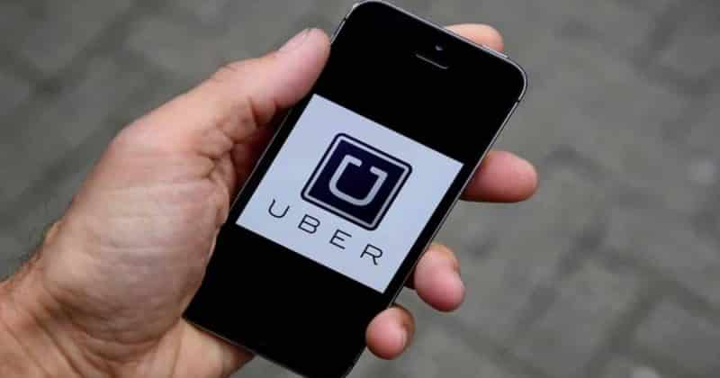 Технологии: Uber будет распознавать пьяных пассажиров по опечаткам и игнорировать их вызовы