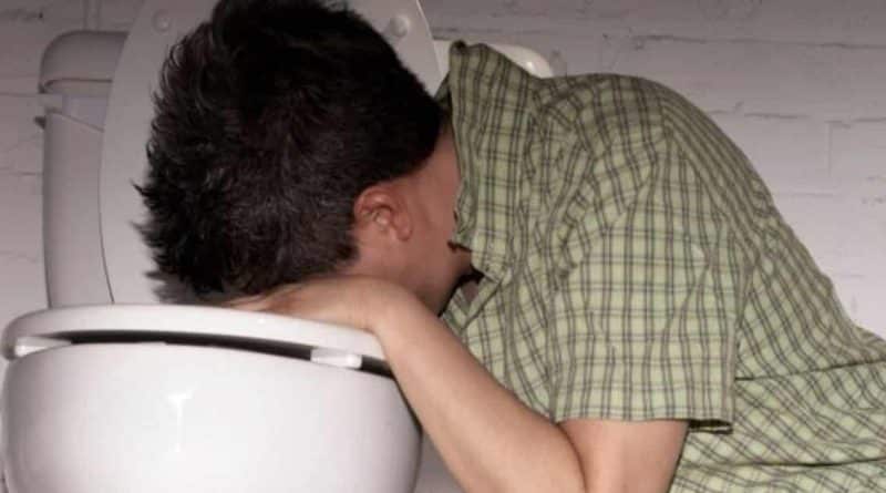 Здоровье и красота: Все, что вам нужно знать о норовирусе, атакующем британцев по всей стране