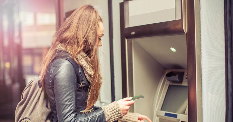 Лайфхаки и советы: Как распознать опасный банкомат? 7 вещей, которых нужно остерегаться и советы от Action Fraud