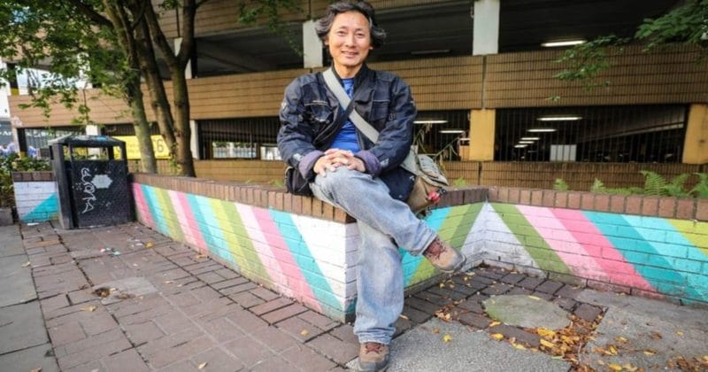 Общество: Кореец объехал на своем скутере полмира, но лишился его в Манчестере