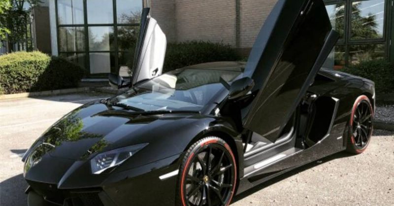 Общество: Офицеры преследовали водителя Lamborghini Aventador на своей Vauxhall Astra, чтобы наказать его за разговор по телефону