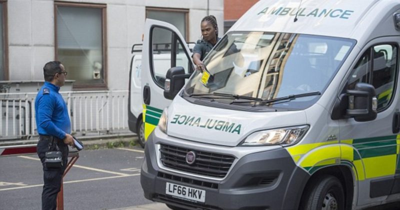 Популярное: Лондонские машины скорой помощи, перевозящие больных раком, получают по четыре штрафа за день