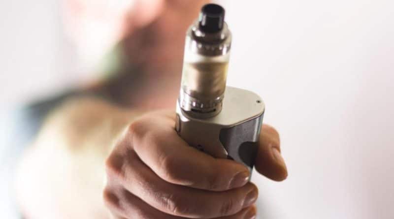 Вейпинг - это вам не шутки: ученые выявили серьезную угрозу от электронных сигарет 12102018 Здоровье и красота: Вейпинг - это вам не шутки: ученые выявили серьезную угрозу от электронных сигарет