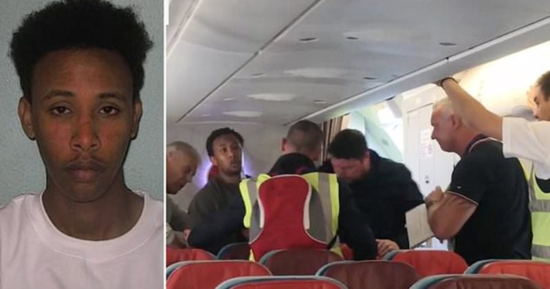 Общество: Пассажиры сорвали депортацию опасного преступника, и это стоило Британии £300 тыс.