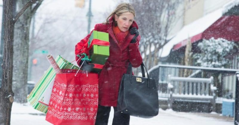 Общество: Школа дала учителям выходные для рождественских покупок в то время как родителей штрафуют за пропуски