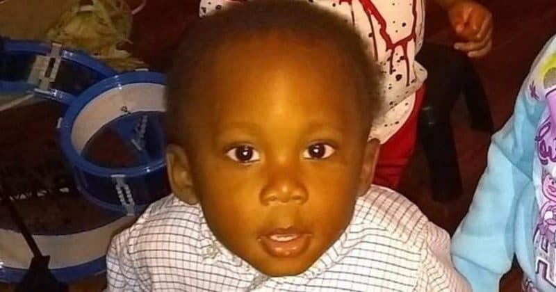 Происшествия: Двухлетний малыш нашел заряженный пистолет отца и выстрелил себе в лицо
