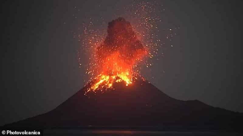 Извержение вулкана 1