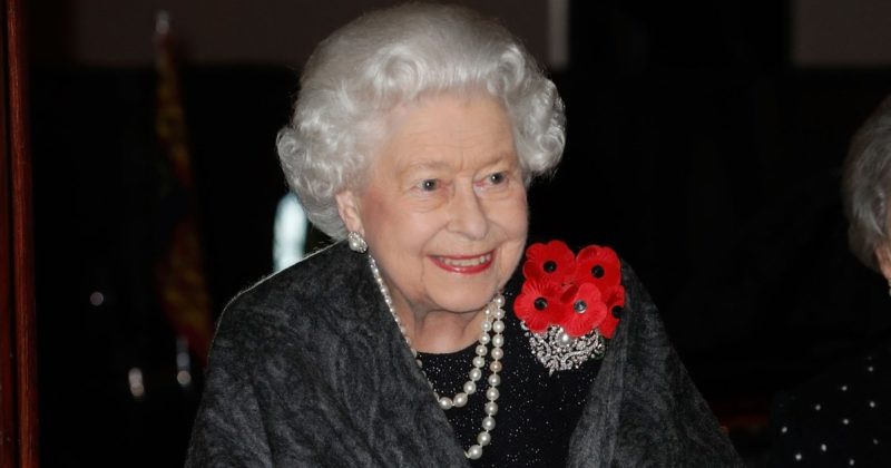 Популярное: Королевская семья посетила мероприятия, посвященные Дню памяти