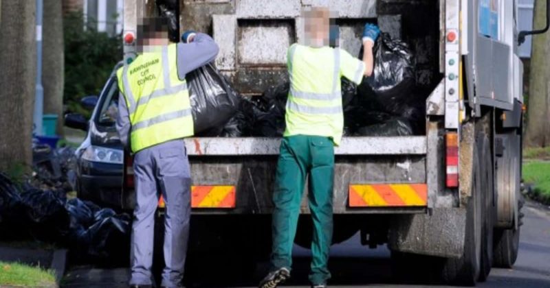 Общество: Давать ли чаевые мусорщикам и почтальонам на Рождество?