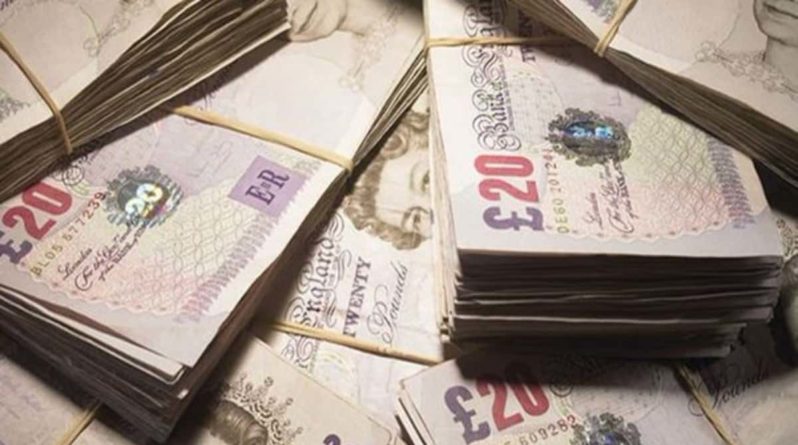 Общество: Полиция предупреждает о фальшивых шотландских банкнотах номиналом £20 и £50
