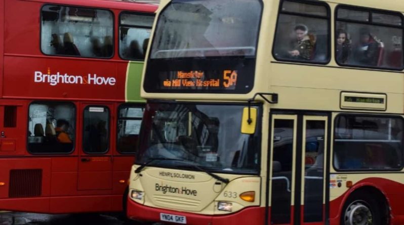 Общество: Плата за проезд на автобусе растет быстрее зарплат, несмотря на снижение числа пассажиров