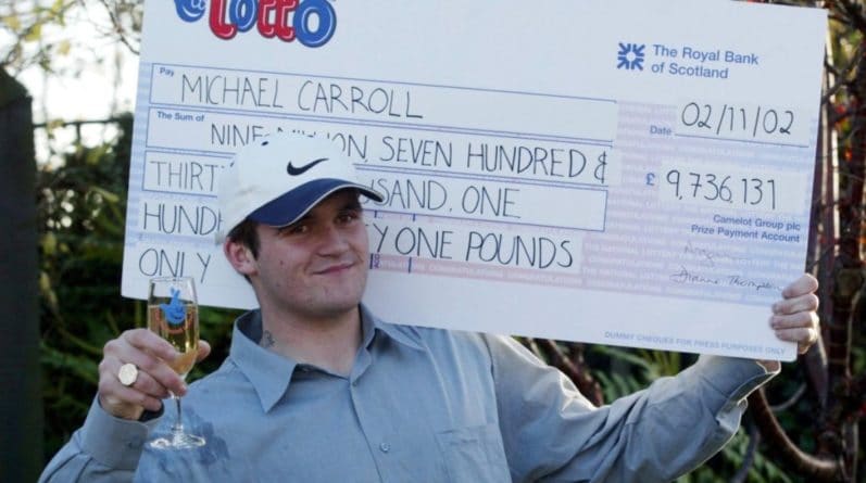 Общество: Победитель лотереи устроился на работу лесорубом, растратив джек-пот в размере £10 млн