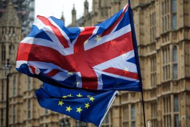 флаг Великобритании и ЕС