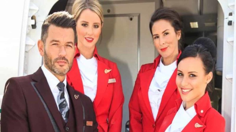 Общество: Авиакомпания Virgin Atlantic позволила стюардессам не наносить макияж
