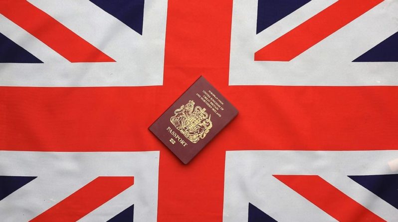 Лайфхаки и советы: Нужно ли вам обновить паспорт до Brexit? Все правила, которые нужно знать