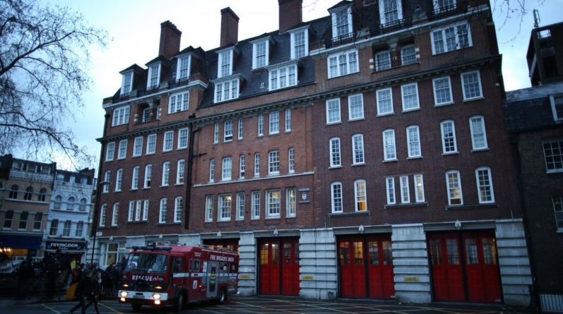 Недвижимость: Старую пожарную часть в Лондоне откроют для бездомных