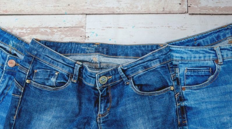 Лайфхаки и советы: Levi's объяснил, почему не нужно стирать свои джинсы