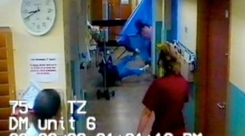 Общество: Свежие данные: ежедневно нападениям подвергаются 63 работника NHS