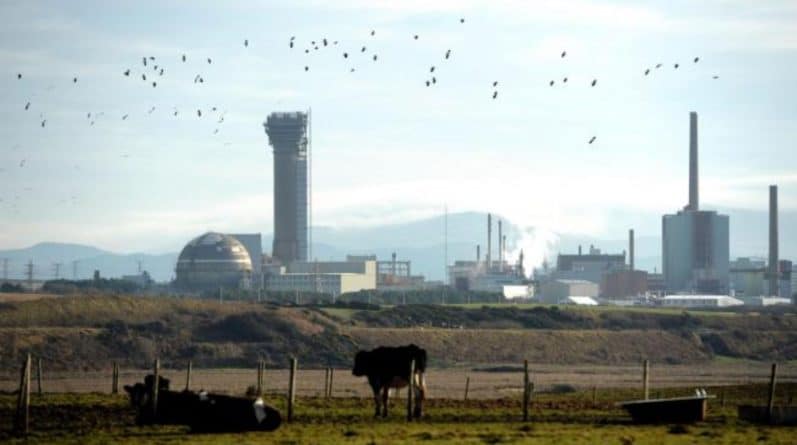 Популярное: Атомную электростанцию в Селлафилде оштрафовали на £380 тыс. после того, как работник был заражен плутонием