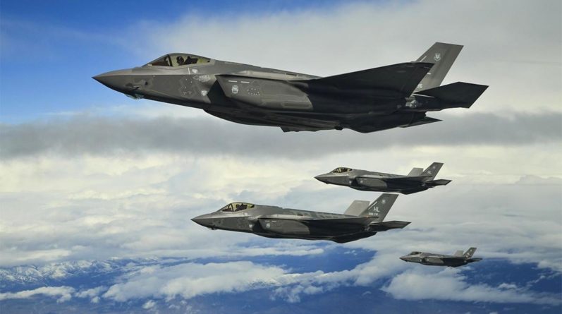 В мире: Великобритания намерена разместить на Кипре истребители F-35 Lightning