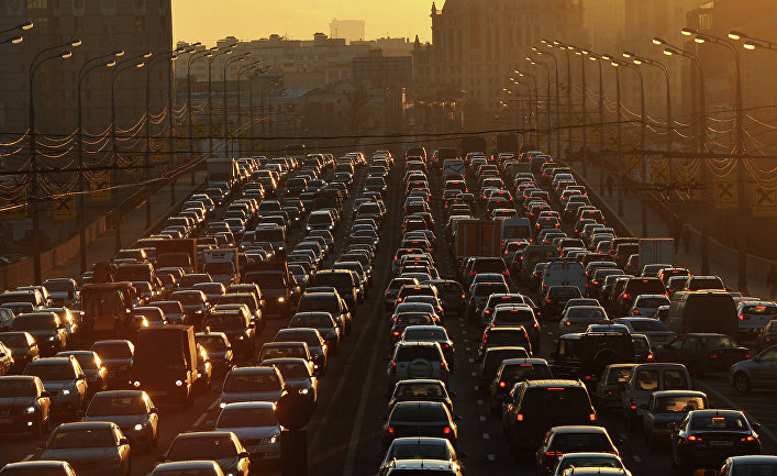 Общество: Сколько автомобилей приходится на тысячу человек?