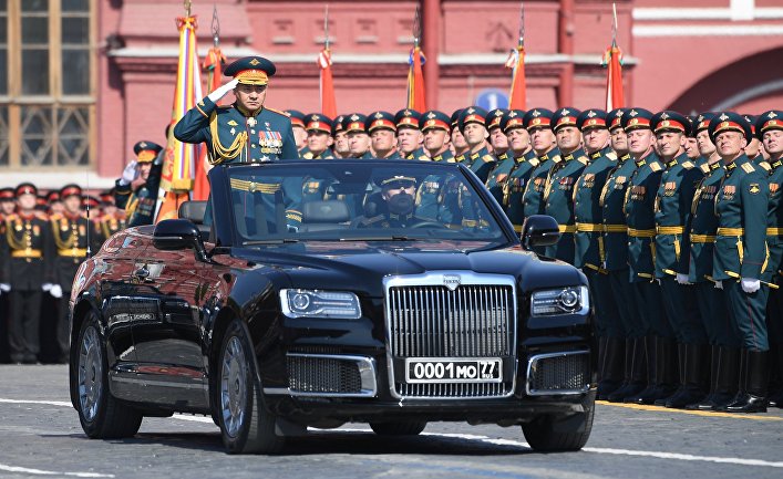 Политика: Новая российская топ-модель: путинский автомобиль примет участие в параде Победы (The Times, Великобритания)