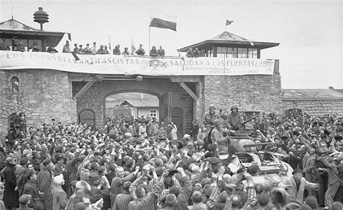 Общество: Rebelión (Испания): действительно ли американские войска освобождали концлагерь Маутхаузен?