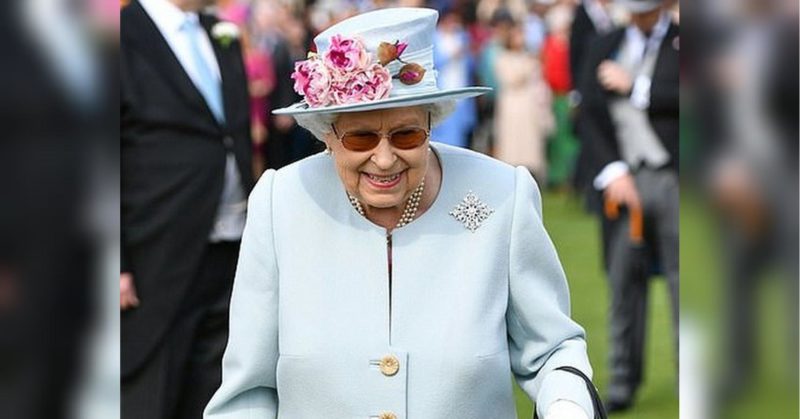 Общество: Королева Елизавета II рассказала, как едва не погибла (фото)