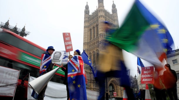 Без рубрики: "С соглашением или без": в Лондоне назвали дату выхода из ЕС