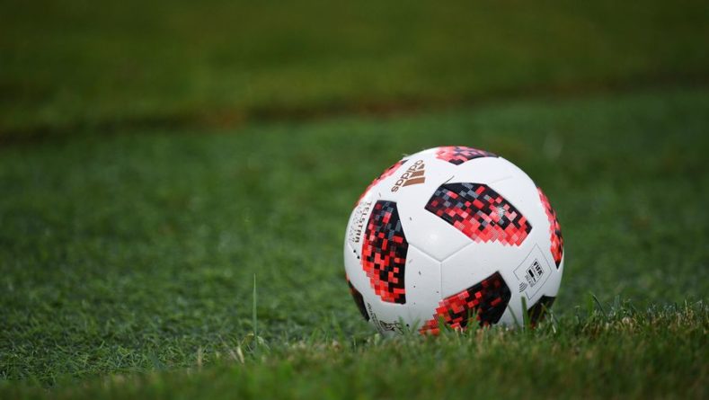 Спорт: Клубы из Англии в третий раз сыграют в финале еврокубков