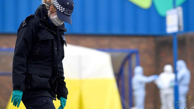 Общество: Полиция Британии не смогла связать отравления в Солсбери и Эймсбери