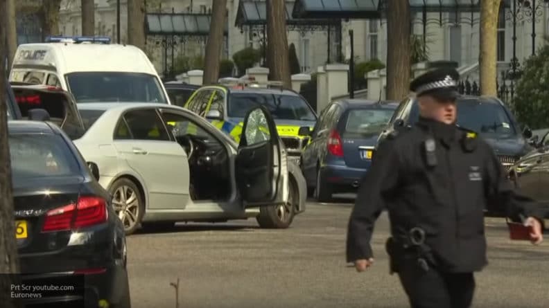 Неизвестный открыл стрельбу в мечети Лондона 10052019 Общество: Неизвестный открыл стрельбу в мечети Лондона