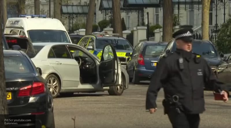 Неизвестный открыл стрельбу в мечети Лондона 10052019 Общество: Неизвестный открыл стрельбу в мечети Лондона