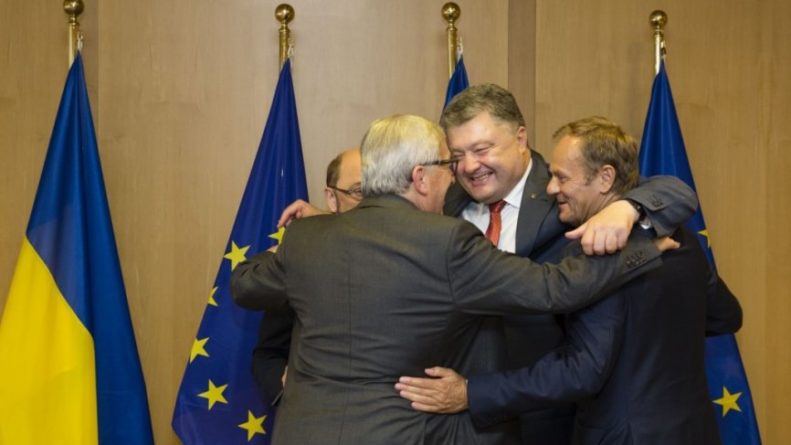 Общество: СМИ раскрыли план побега Порошенко с Украины