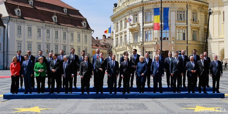В мире: Саммит в Сибиу: 27 лидеров стран ЕС приняли совместную декларацию