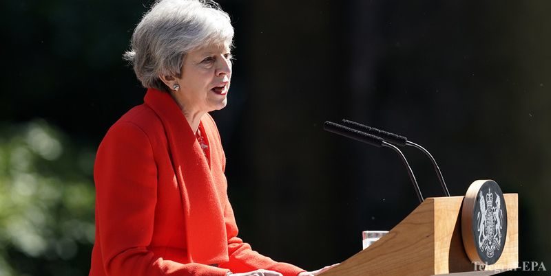 Общество: Премьер-министр Великобритании Тереза Мэй объявила об уходе с поста лидера консервативной партии