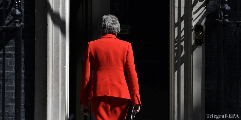 Общество: Консерваторы Британии выберут преемника Мэй и уйдут в отпуск