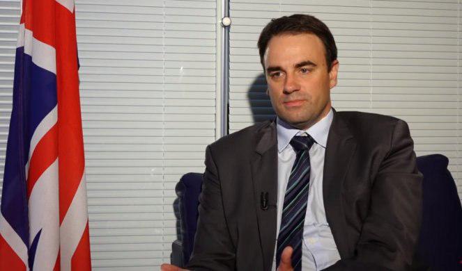 Общество: Британский посол не поддержал наполеоновские планы верхушки Косово | Политнавигатор