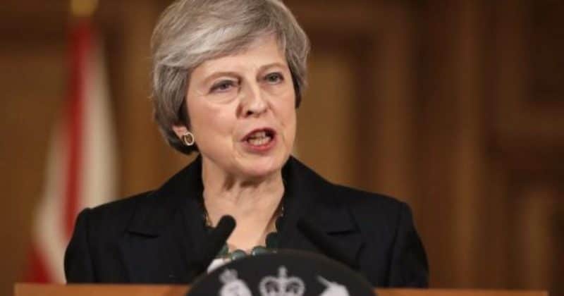 Общество: Премьер Великобритании Тереза Мэй официально объявила об отставке