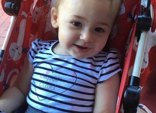 Британка обратила внимание на наклон головы дочери и спасла ее от рака 25062019 Происшествия: Британка обратила внимание на наклон головы дочери и спасла ее от рака