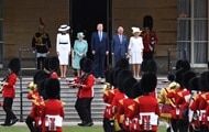 Королева Елизавета II приняла Трампа с женой 03062019 Общество: Королева Елизавета II приняла Трампа с женой