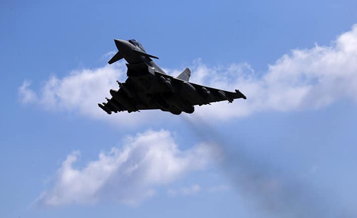 Общество: Gov.UK (Великобритания): «Тайфуны» ВВС Великобритании поднялись в воздух на перехват российских транспортных самолетов