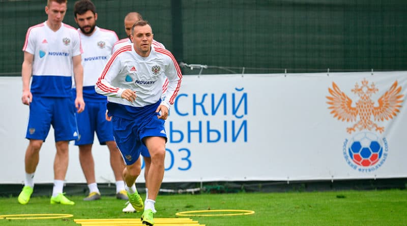 «Возможный отъезд Дзюбы в Англию — это не хорошо и не плохо»: как сборная России готовится к матчам отбора Евро-2020 01062019 Общество: «Возможный отъезд Дзюбы в Англию — это не хорошо и не плохо»: как сборная России готовится к матчам отбора Евро-2020