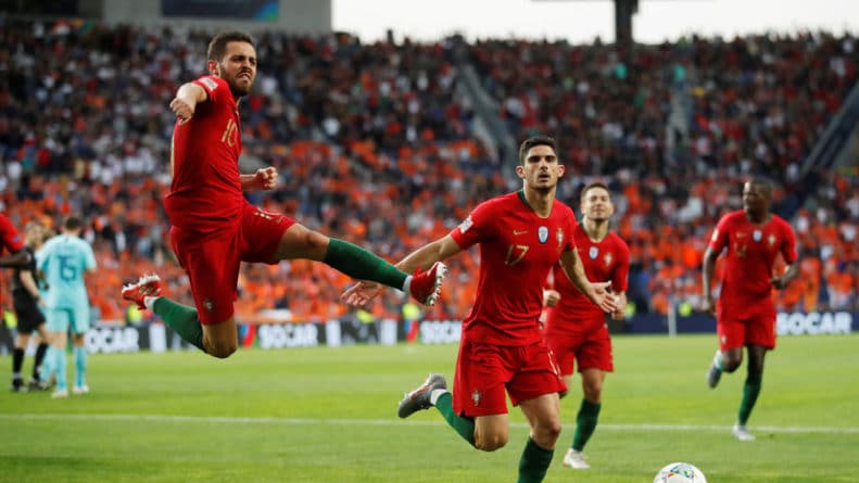 Общество: Португалия обыграла Нидерланды и стала первым победителем футбольной Лиги наций