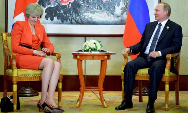 Общество: Конфликт Великобритании и России: Мэй отказывается от русофобской политики и просит Путина о встрече: Великобритания хочет "дружит" с РФ