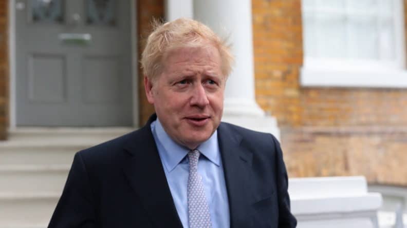 Общество: Борис Джонсон закрепил лидерство на выборах премьера Великобритании