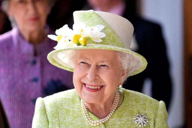 Политика: Королева Елизавета II устраивает небывалую вечеринку