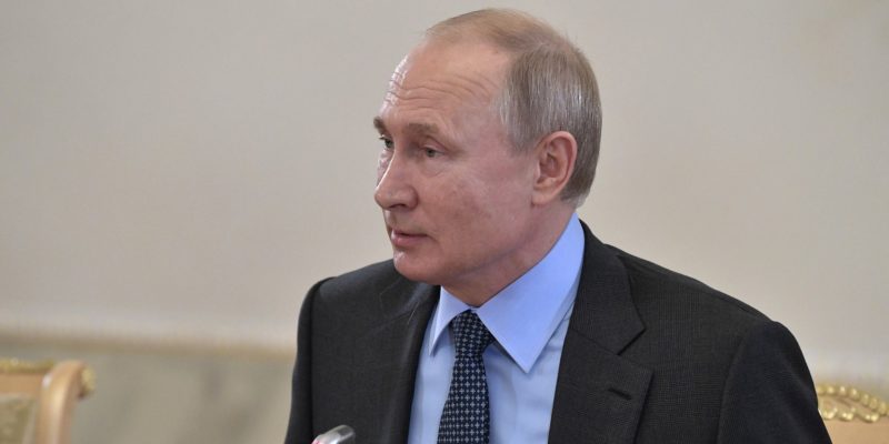 Общество: Путин призвал Британию забыть об отравлении Скрипалей