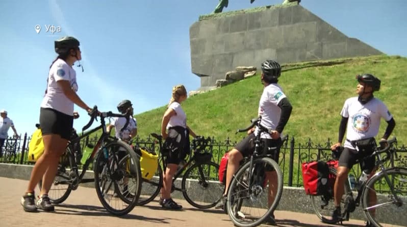 Без рубрики: Участники велопробега «Лондон – Нур-Султан» остановились в Уфе